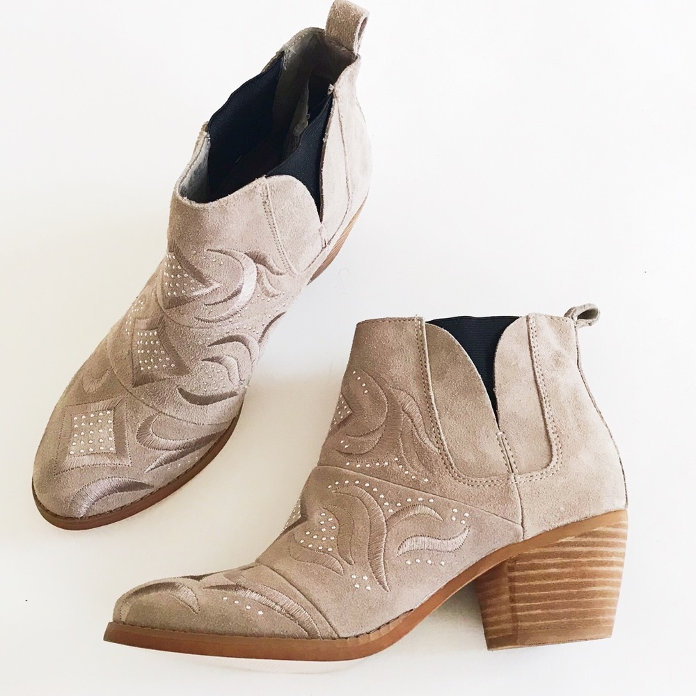Fergie Suede Leather embroidered booties
